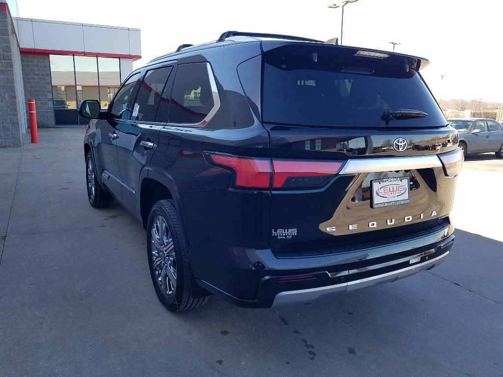 2026 Toyota Sequoia Capstone - Photo 19