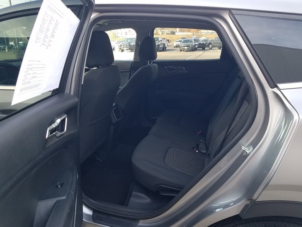 Used 2023 Kia Sportage LX SUV