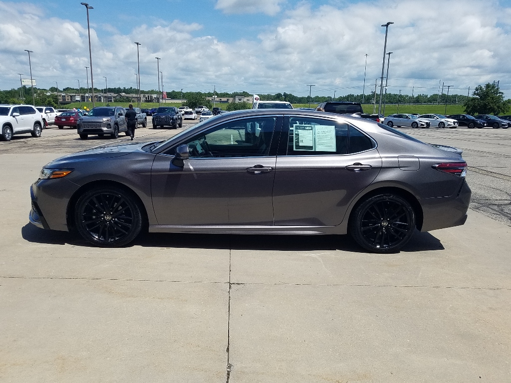 2024 Toyota Camry XSE - Photo 19