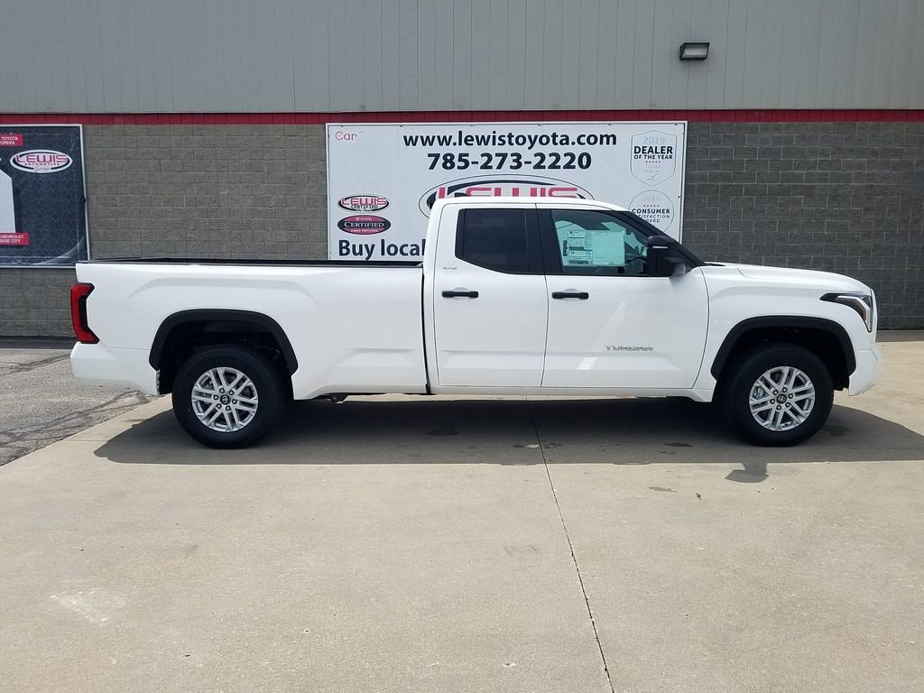 Used 2025 Toyota Tundra SR5 with VIN 5TFLA5GD7SX004007 for sale in Kansas City