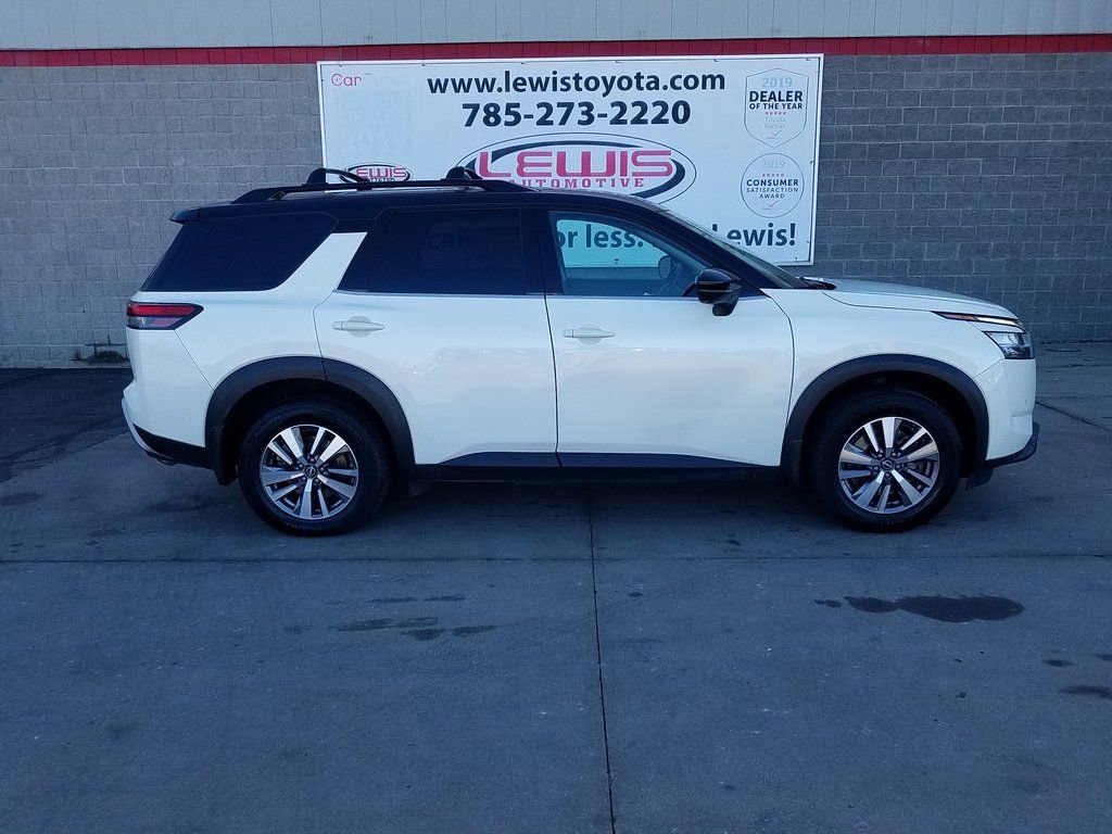 Used 2023 Nissan Pathfinder SL with VIN 5N1DR3CC2PC259110 for sale in Kansas City