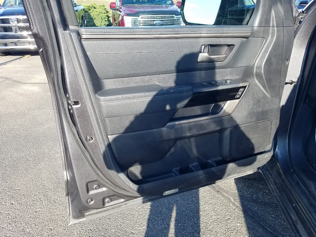 Used 2022 Toyota Tundra Limited with VIN 5TFJA5DBXNX025061 for sale in Kansas City