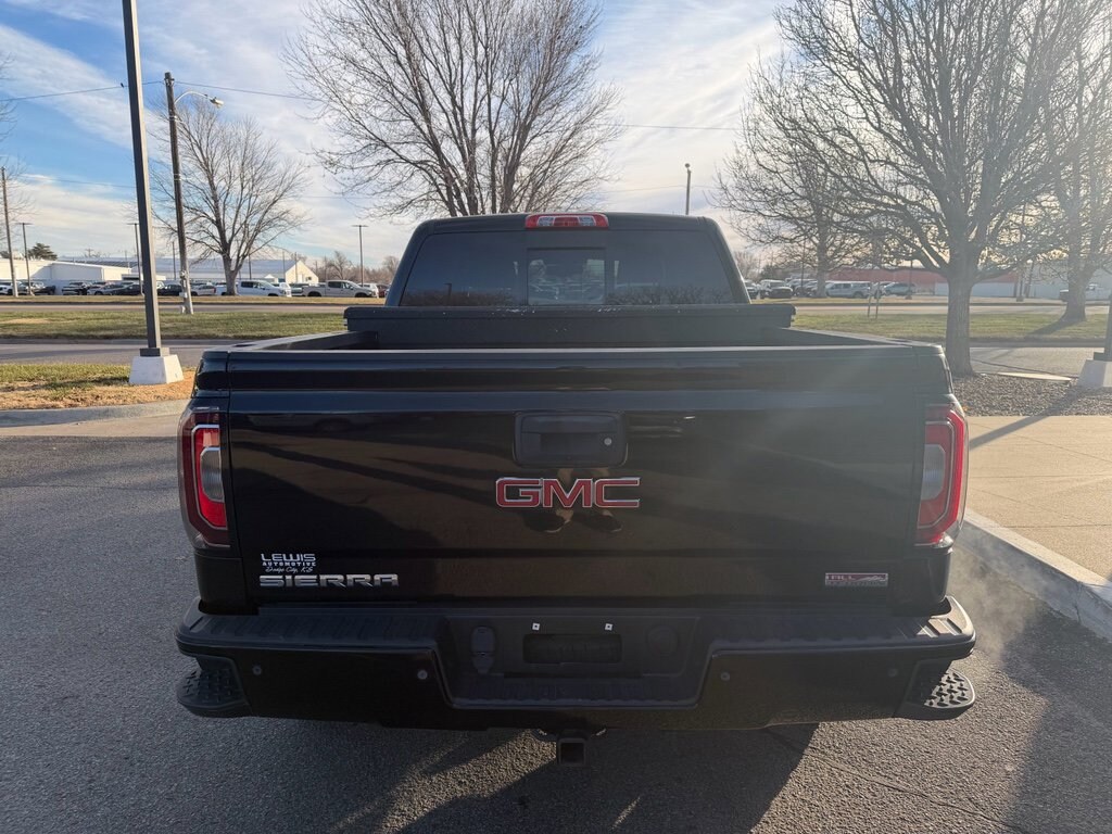 Used 2017 GMC Sierra 1500 SLT Truck Crew Cab