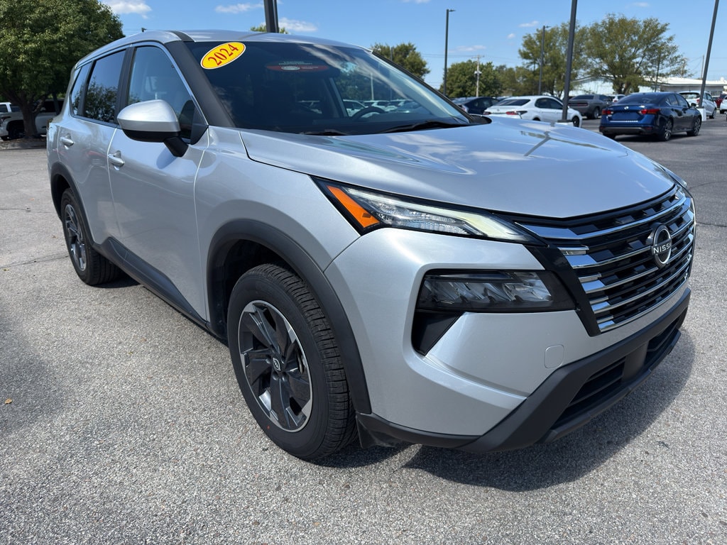 Used 2024 Nissan Rogue SV SUV