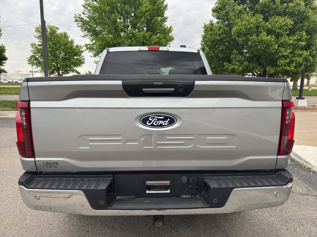 2024 Ford F-150 XLT photo 4