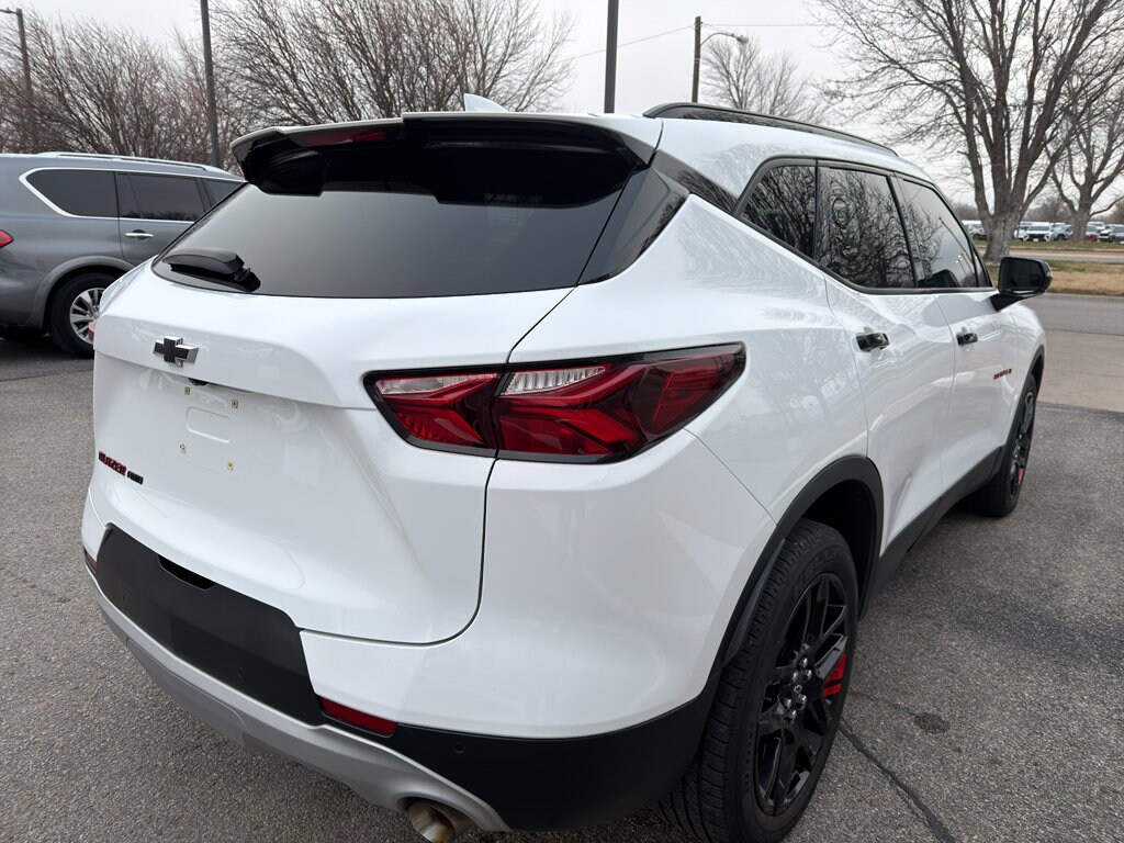 2020 Chevrolet Blazer 2LT photo 3
