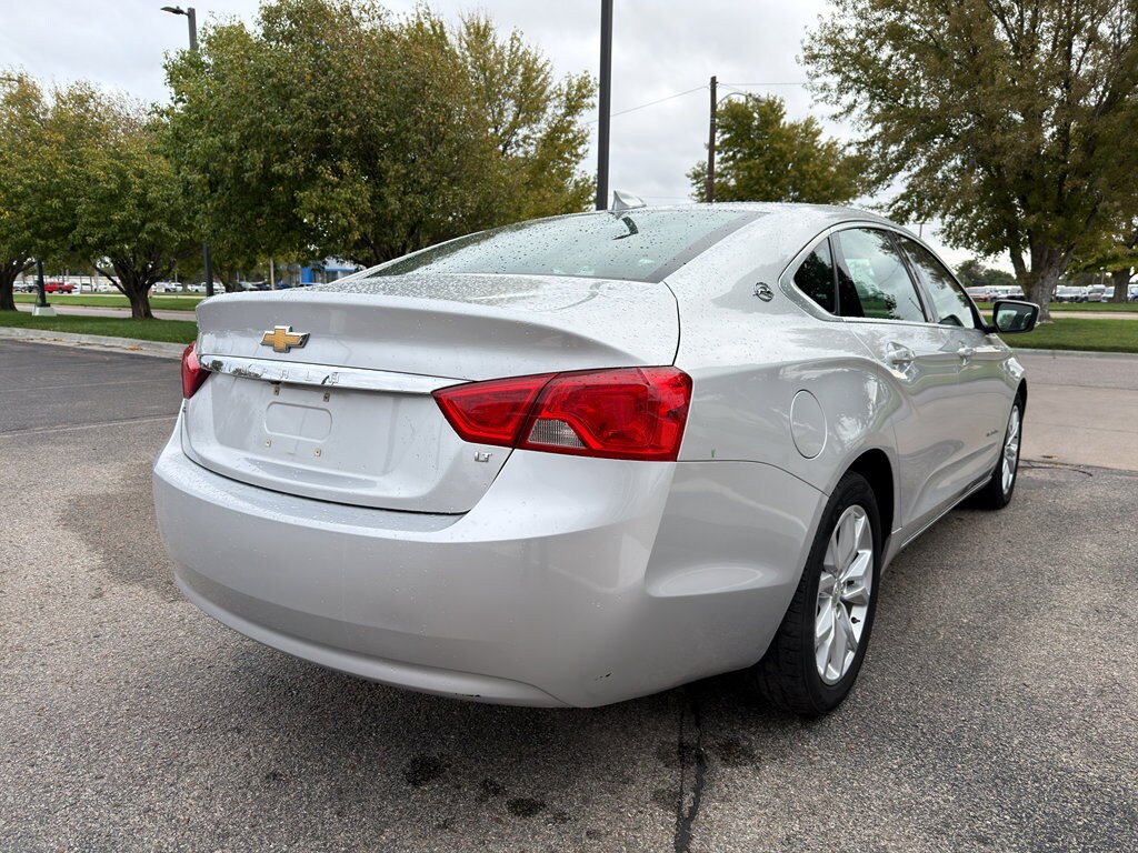 2018 Chevrolet Impala 1LT photo 3