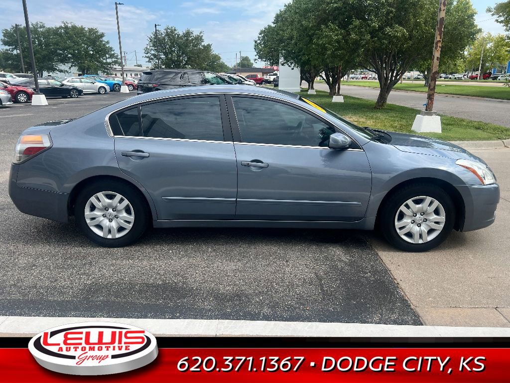 Used 2011 Nissan Altima S with VIN 1N4AL2AP5BC144055 for sale in Dodge City, KS