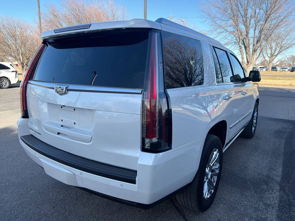 Used 2016 Cadillac Escalade Platinum SUV