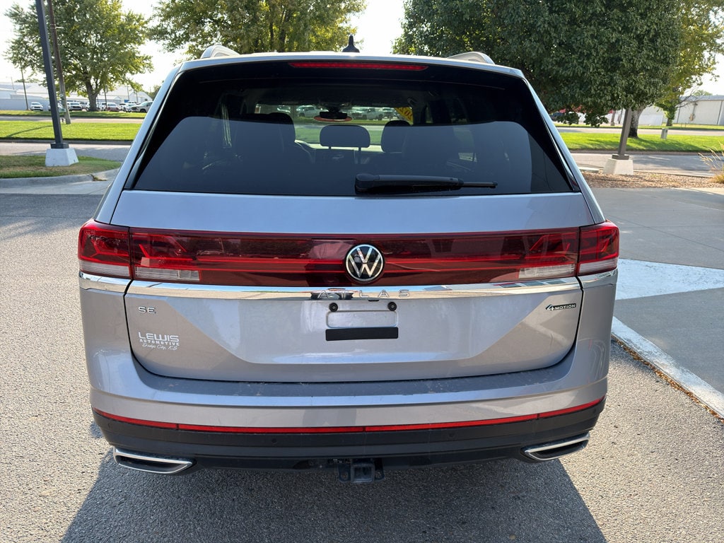 Used 2025 Volkswagen Atlas 2.0T SE w/Technology SUV