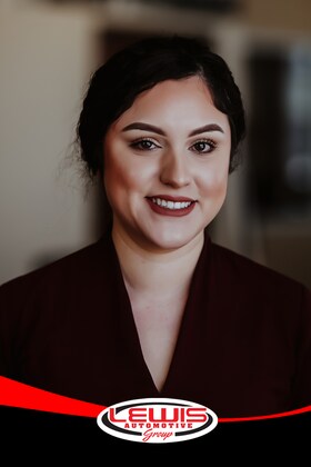 Staff member Leonela Andrade from ID_b21f0ae2c6ea