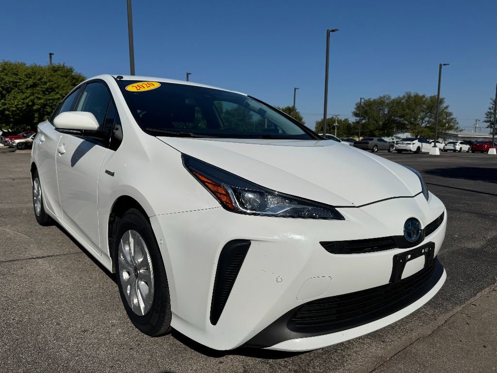 2020 Toyota Prius LE