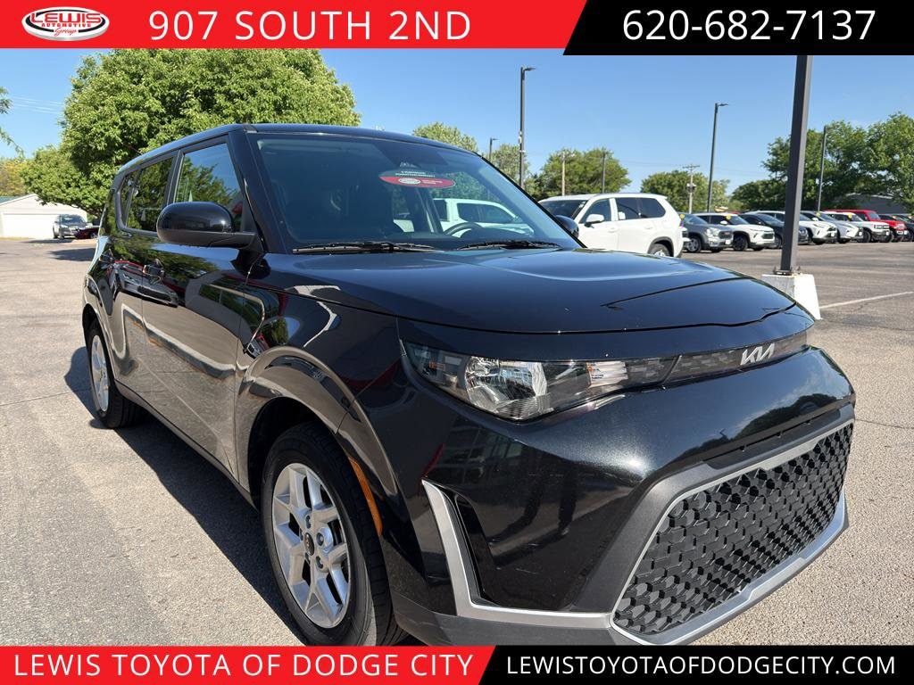 2025 Kia Soul 2.0L LX IVT's photo