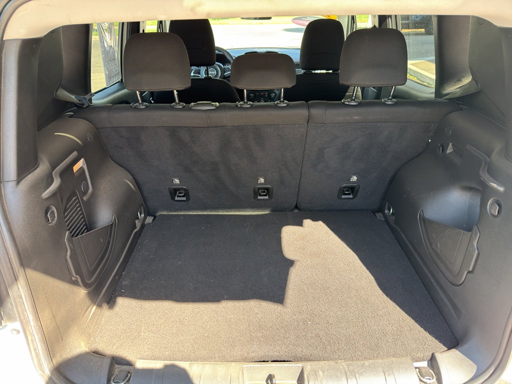 2023 Jeep Renegade Latitude - Photo 20