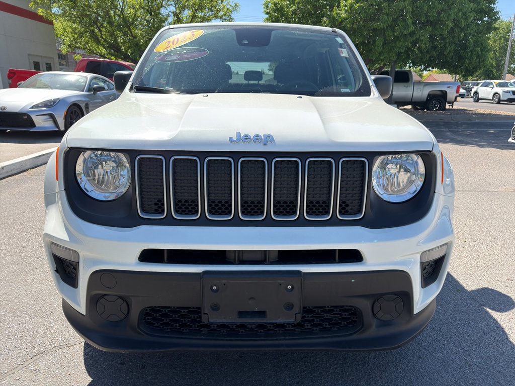 2023 Jeep Renegade Latitude - Photo 8