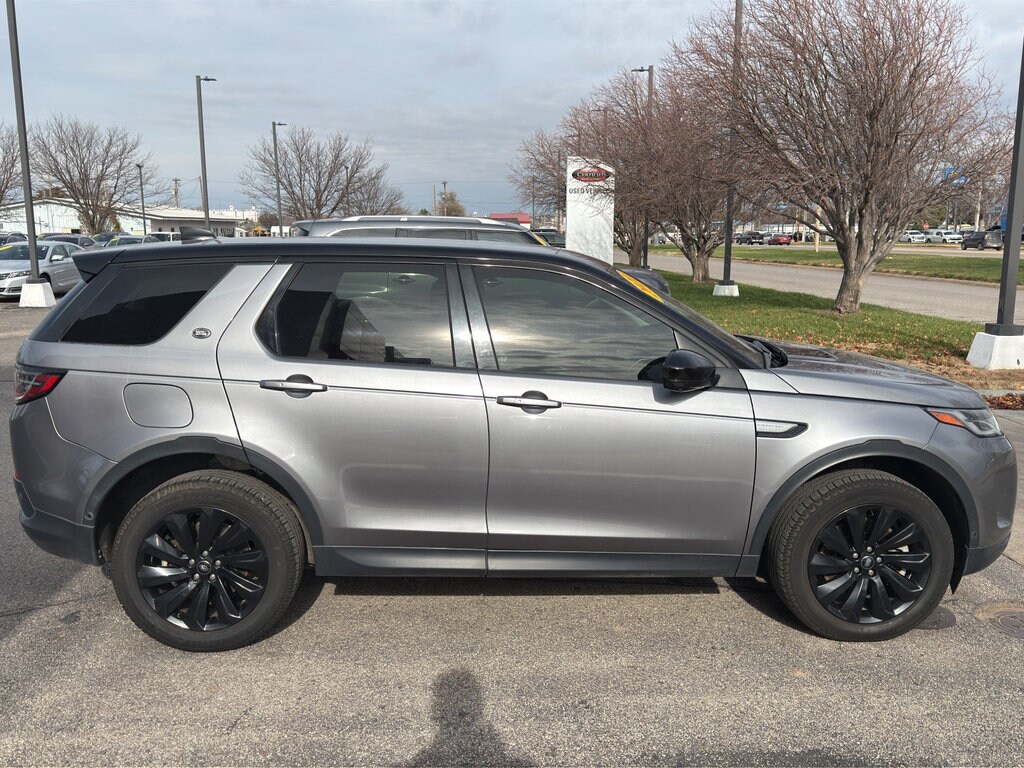 2021 Land Rover Discovery Sport SE photo 2