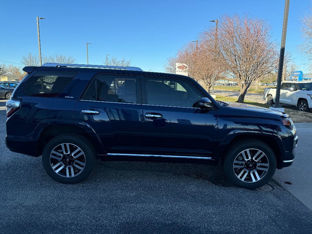 Used 2022 Toyota 4Runner Limited with VIN JTEKU5JR1N6060084 for sale in Dodge City, KS