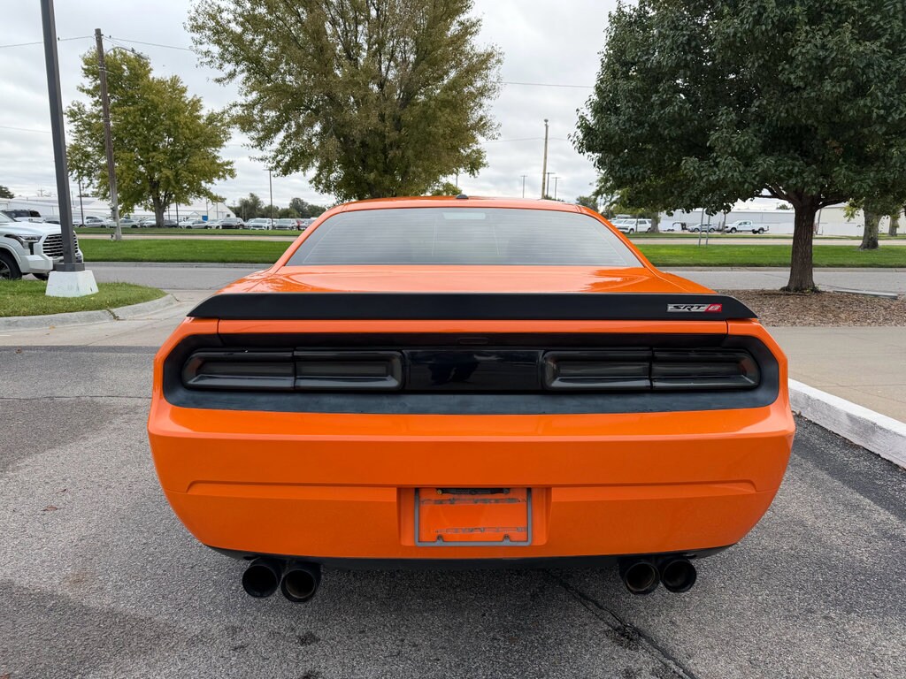 2014 Dodge Challenger SRT8 Core photo 4