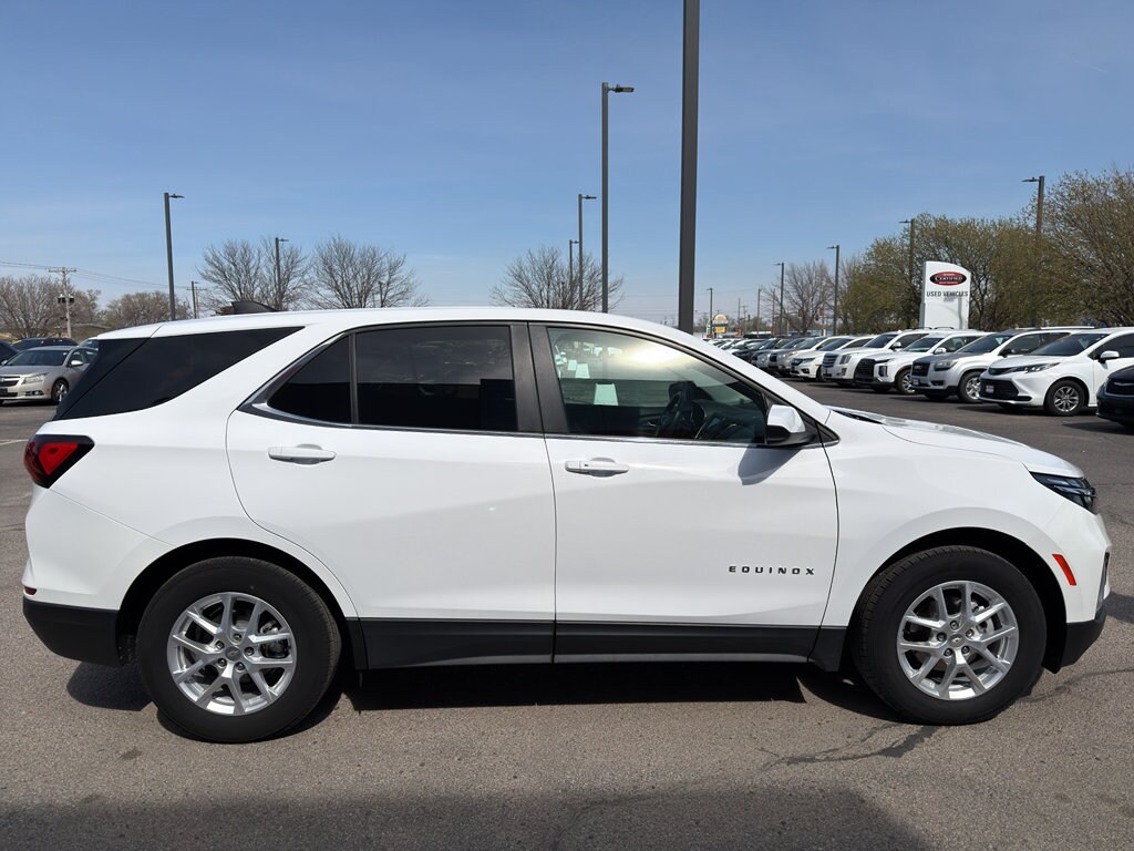 Used 2024 Chevrolet Equinox LT SUV
