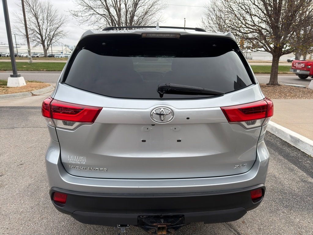 Used 2019 Toyota Highlander XLE SUV