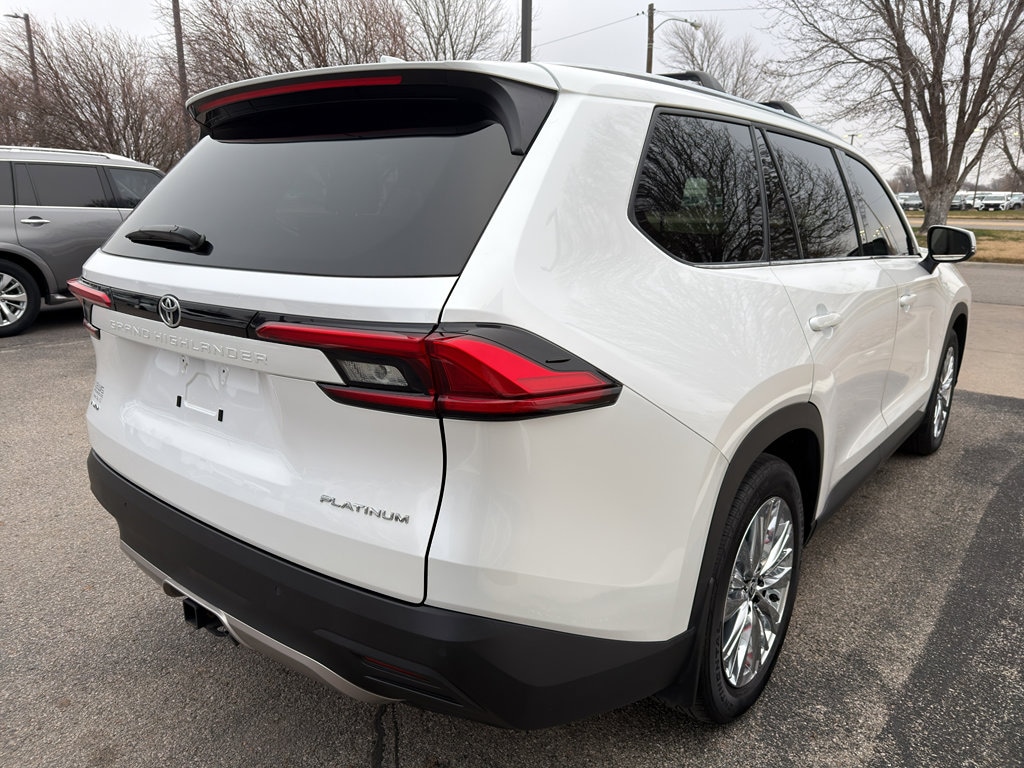Used 2024 Toyota Grand Highlander Platinum SUV