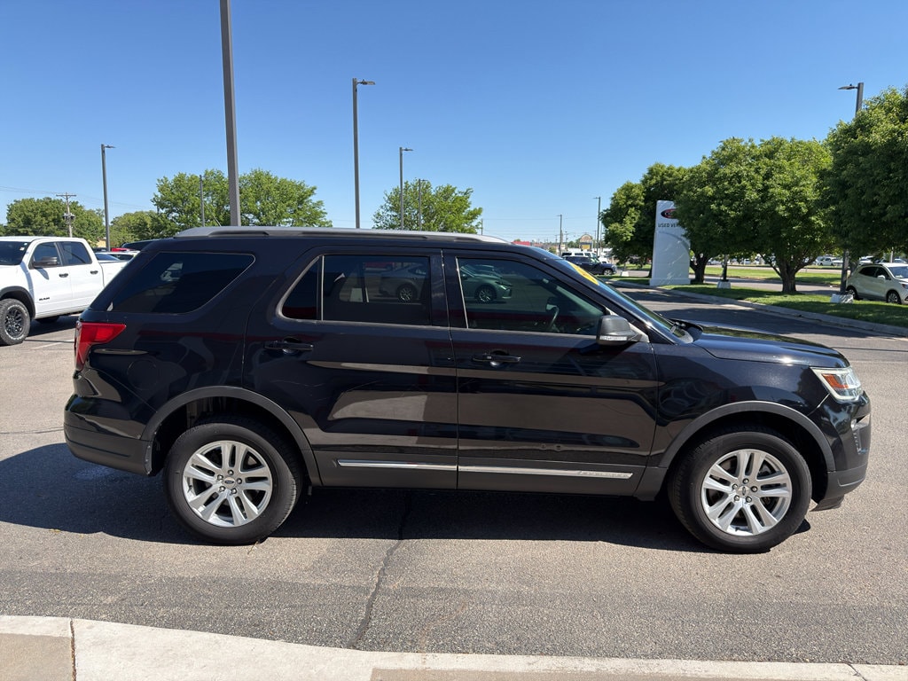 Used 2019 Ford Explorer XLT with VIN 1FM5K8D83KGB46462 for sale in Dodge City, KS
