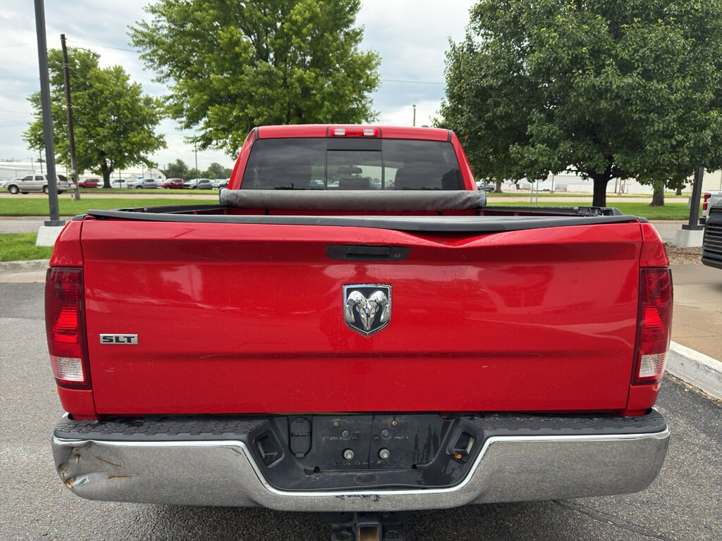 2011 Ram 1500 SLT photo 4