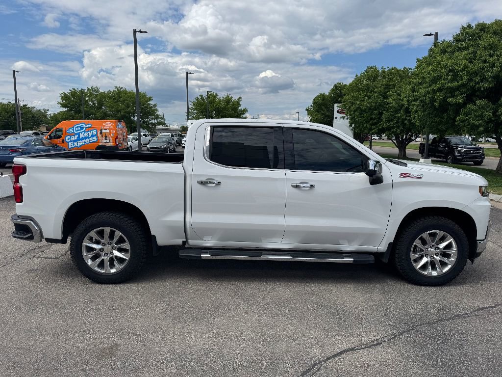 2021 Chevrolet Silverado 1500 LTZ photo 2