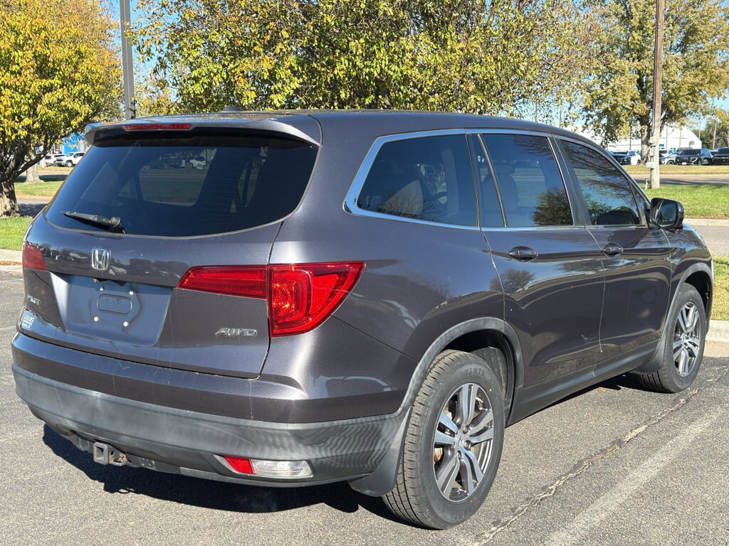 2018 Honda Pilot EX photo 3