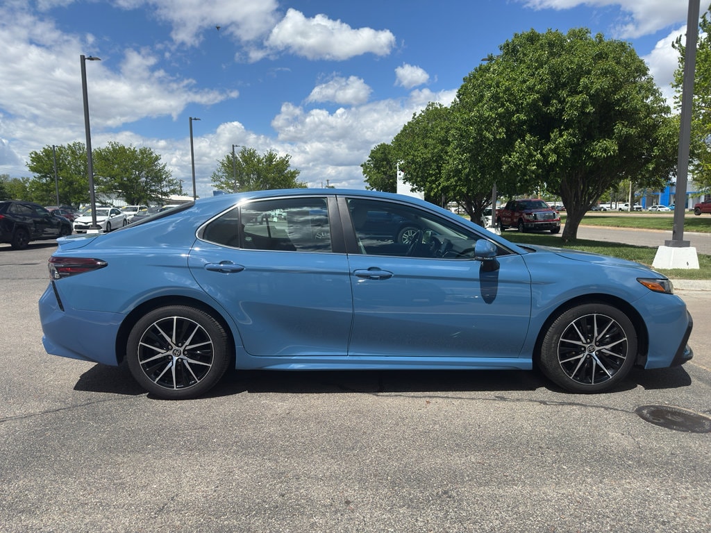 Used 2023 Toyota Camry SE with VIN 4T1T11AK0PU158465 for sale in Dodge City, KS