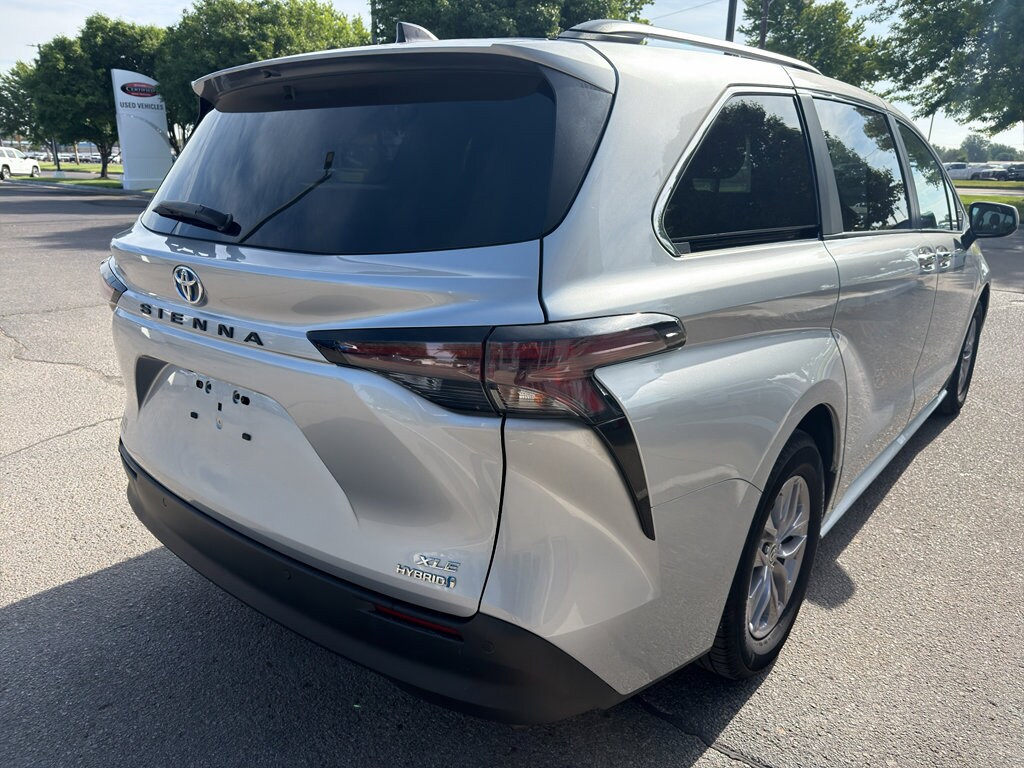 Used 2023 Toyota Sienna XLE Van Passenger Van