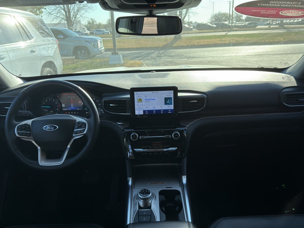 2024 Ford Explorer Limited - Photo 17