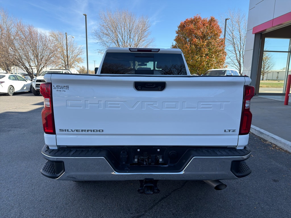 2023 Chevrolet Silverado 2500HD LTZ photo 4