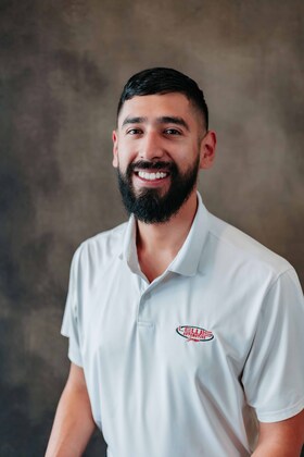 Staff member Richard Cadena from ID_5c5b46