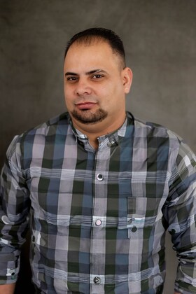 Staff member Yoendry Rios from ID_ac9e16