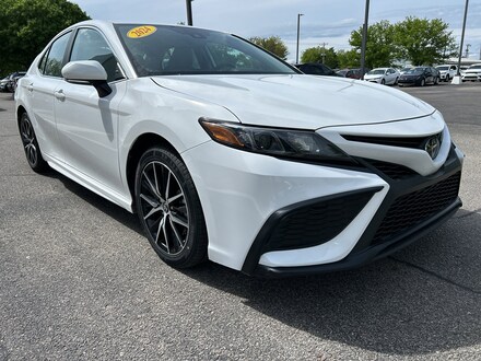 2024 Toyota Camry SE Sedan