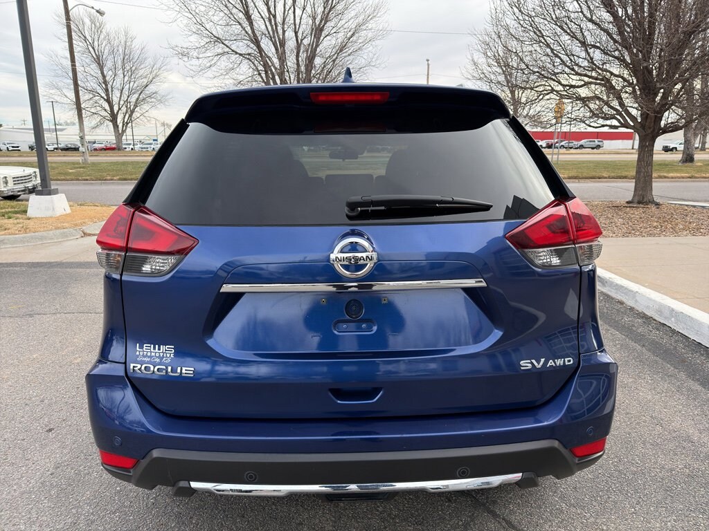 Used 2020 Nissan Rogue SV SUV