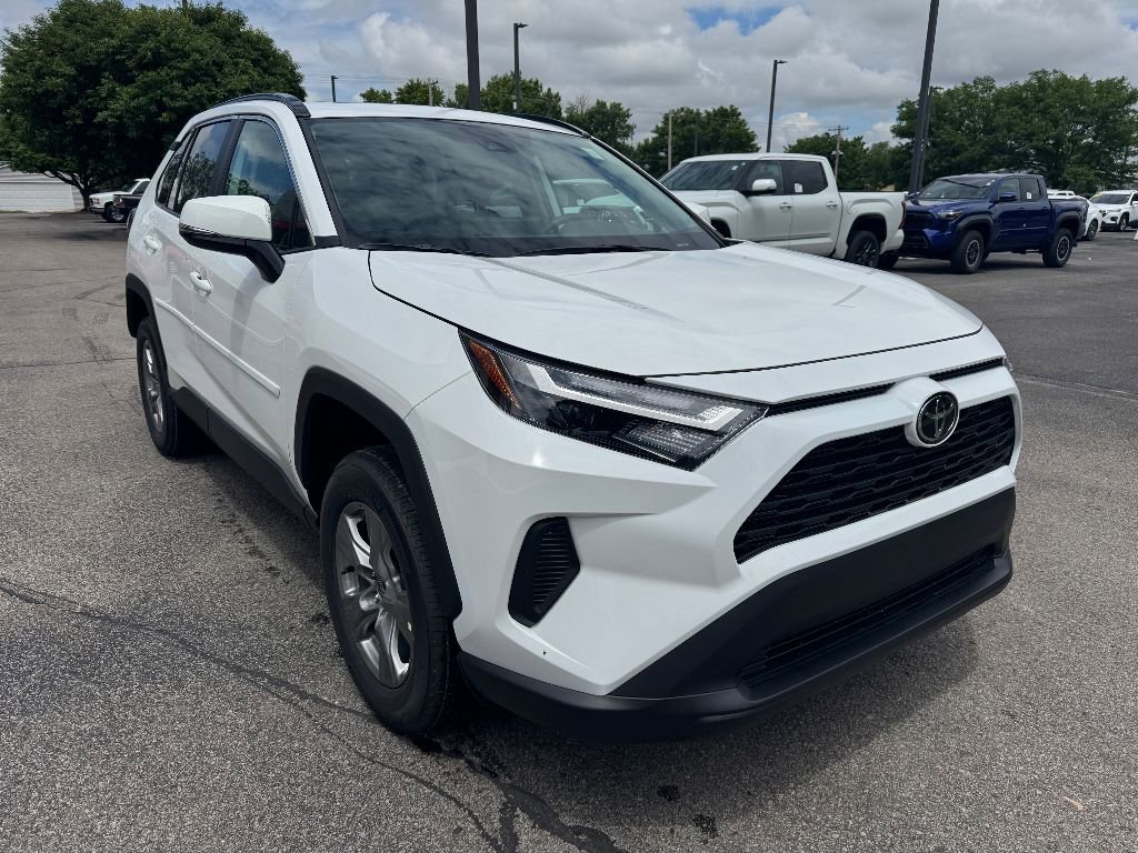 2025 Toyota RAV4 SUV 