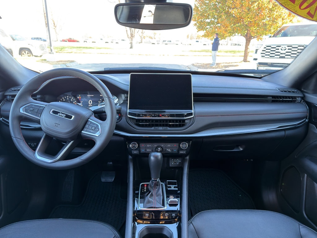 Used 2024 Jeep Compass Trailhawk SUV