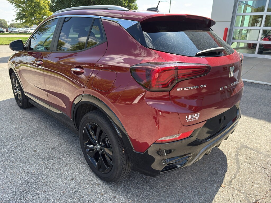 2024 Buick Encore GX Sport Touring photo 4
