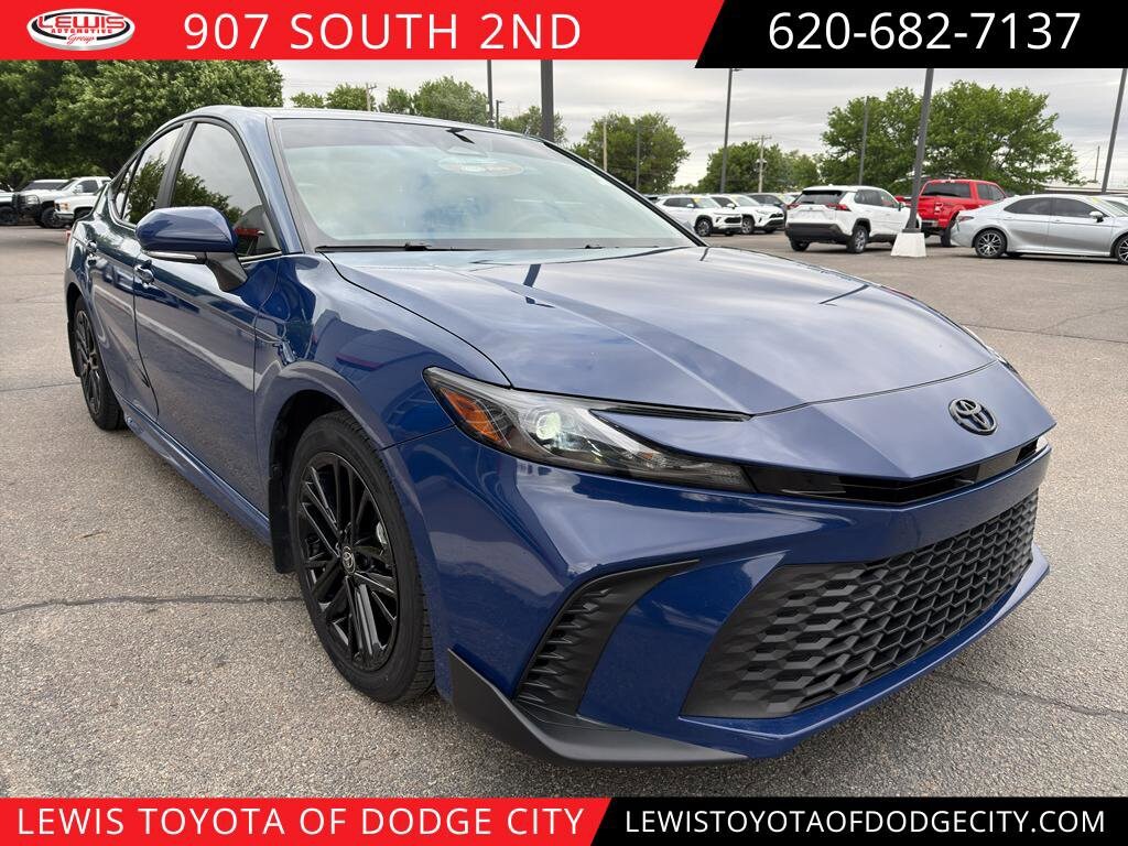 Used 2025 Toyota Camry SE Sedan