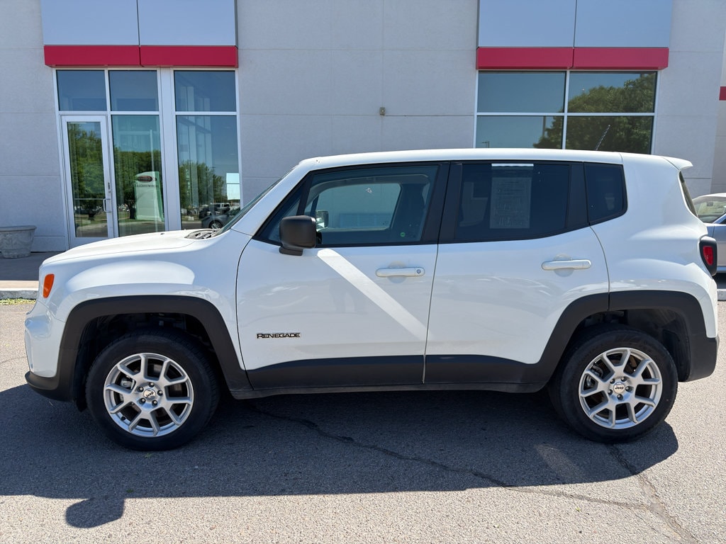 2023 Jeep Renegade Latitude - Photo 6