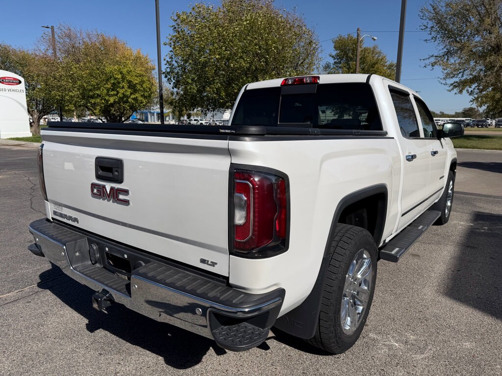 2017 Gmc Sierra 1500 SLT photo 3