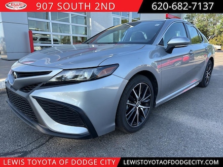 2022 Toyota Camry SE Sedan