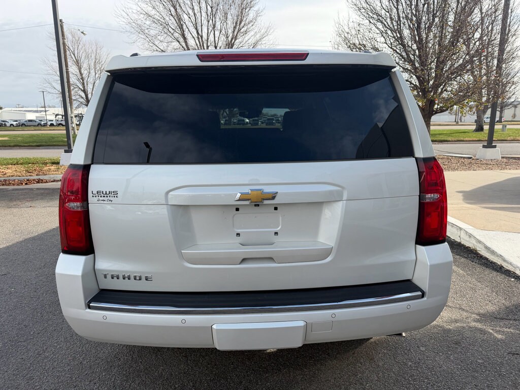 2015 Chevrolet Tahoe LTZ photo 4