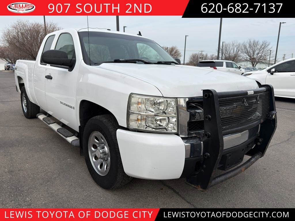 Used 2007 Chevrolet Silverado 1500 LT w/1LT Truck Extended Cab