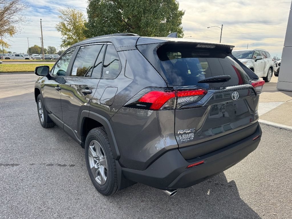 New 2025 Toyota RAV4 Hybrid XLE SUV