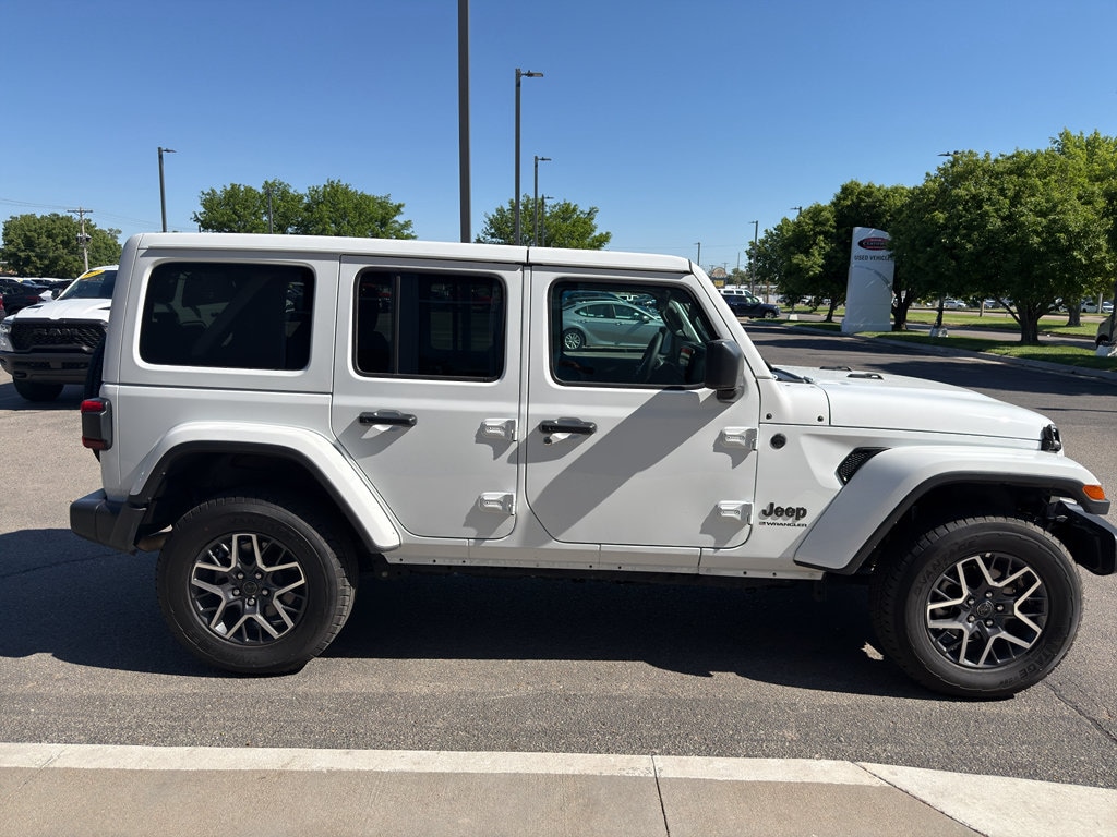 Used 2025 Jeep Wrangler Sahara SUV