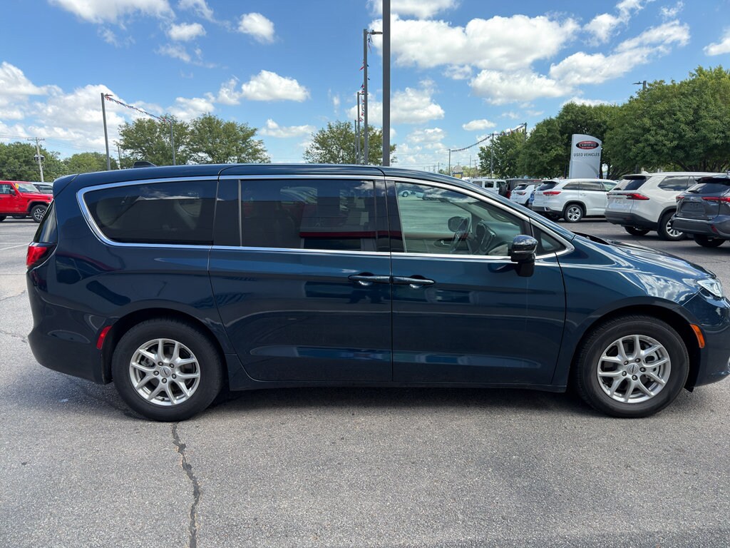 Used 2024 Chrysler Pacifica Touring L Van Passenger Van