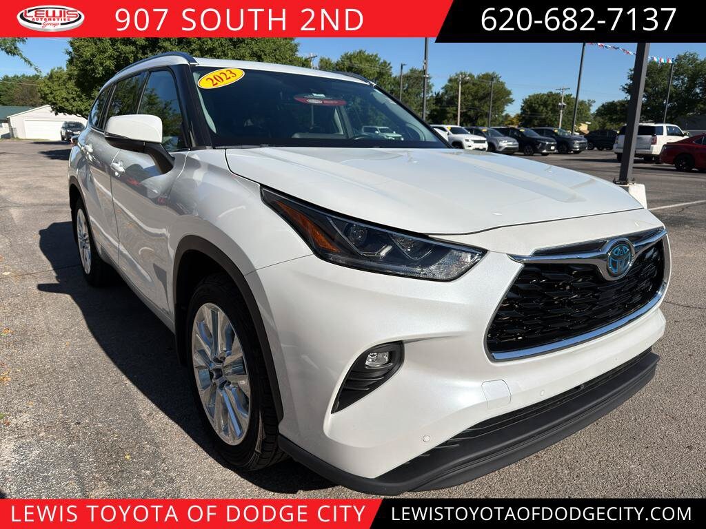 Used 2023 Toyota Highlander Hybrid Limited SUV